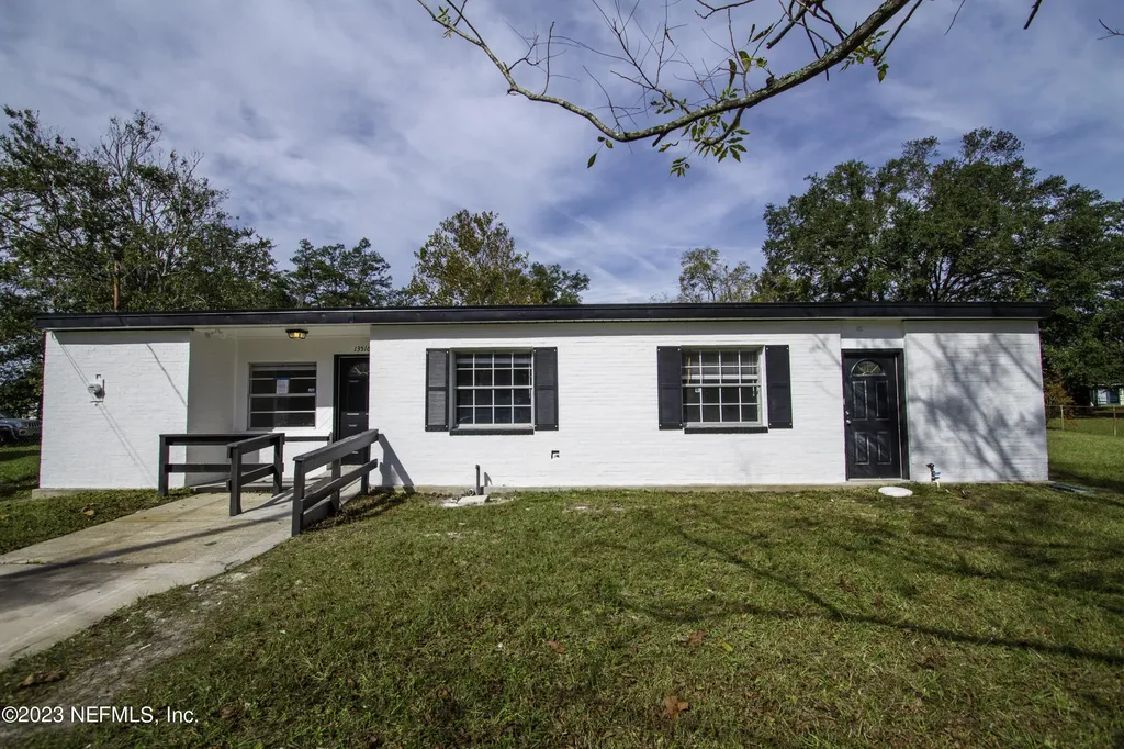 13516 Collen Road Jacksonville FL 32218