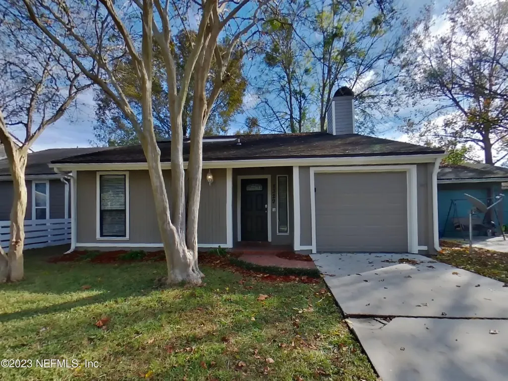 8329 Sunflower Court Jacksonville FL 32244