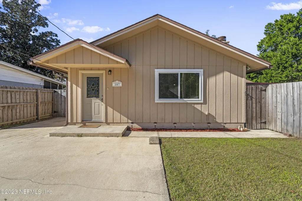 107 Jack Street Green Cove Springs FL 32043