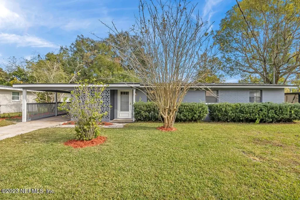 5829 Sonora Drive W Jacksonville FL 32244