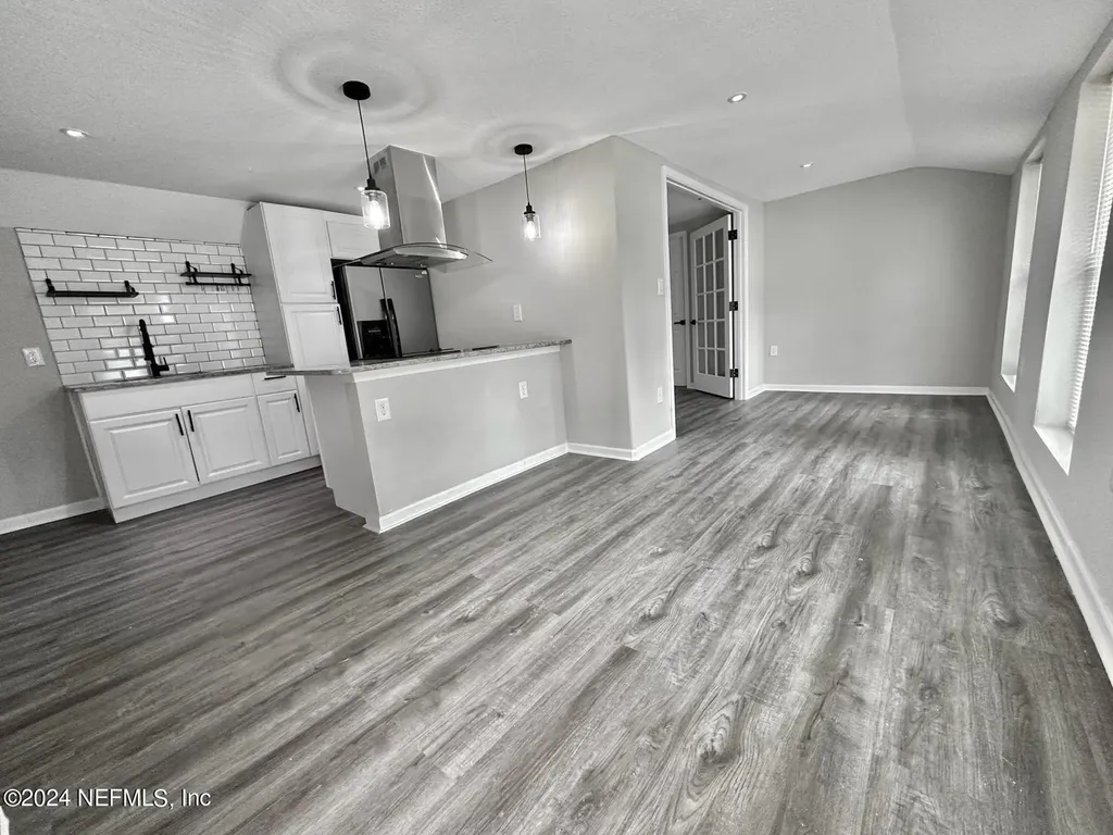 4741 Colonial Avenue Jacksonville FL 32210