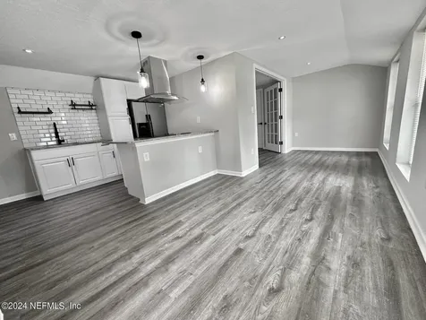 4741 Colonial Avenue Jacksonville FL 32210