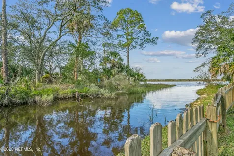 4580 Oak Bay Drive W Jacksonville FL 32277
