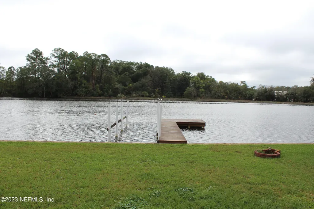 1391 River Hills Court Jacksonville FL 32211