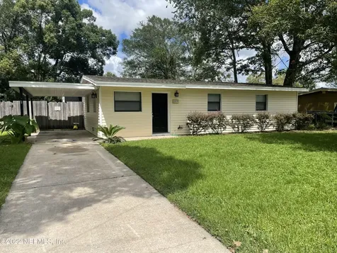 8059 Pierre Drive Jacksonville FL 32210