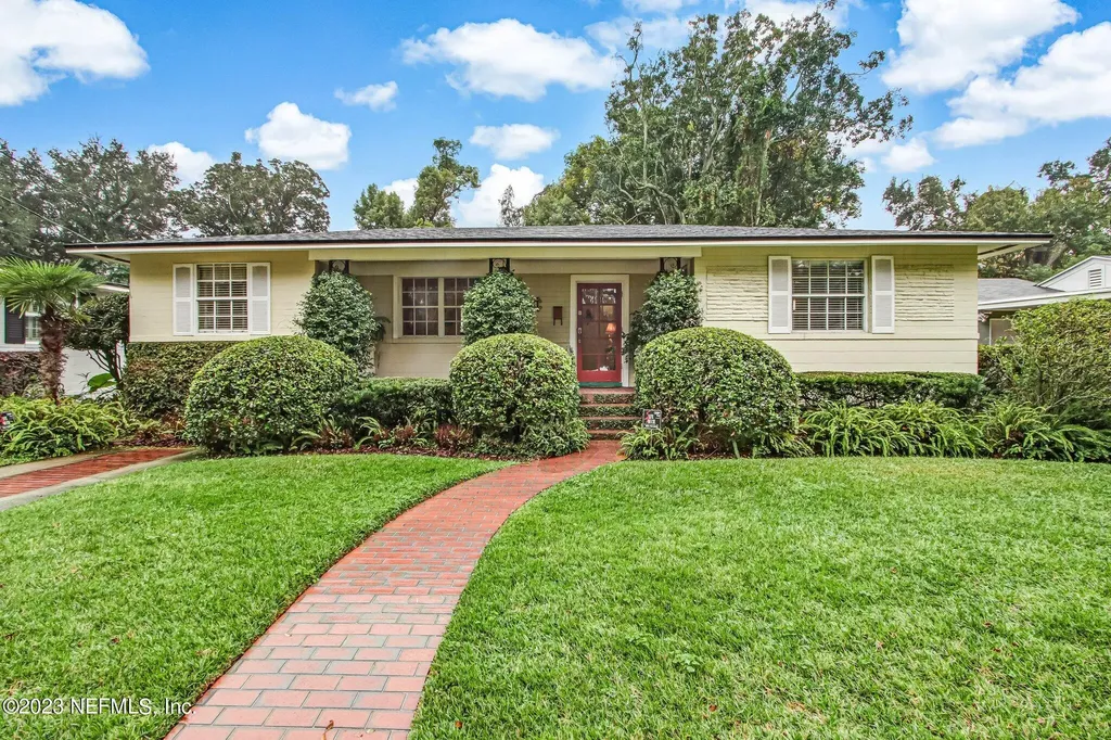 4212 Demedici Avenue Jacksonville FL 32210