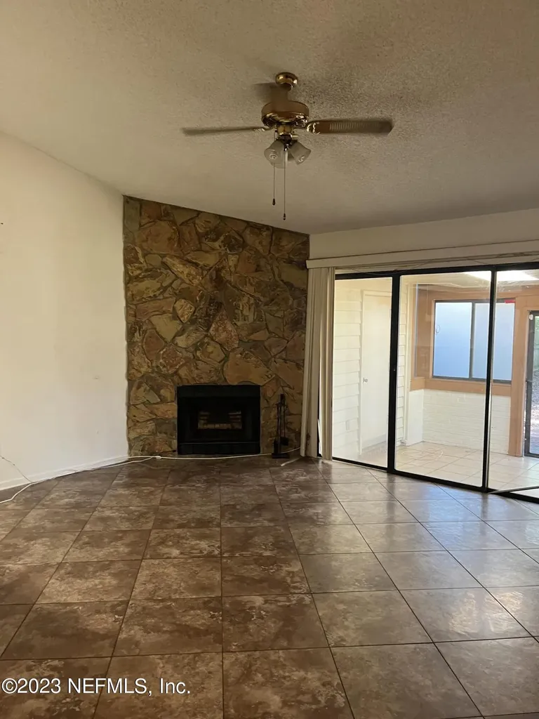 7457 Colony Cove Lane Jacksonville FL 32277