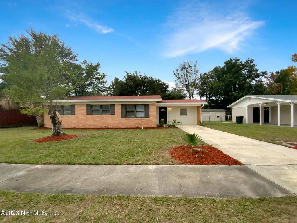 5040 Mcmanus Drive Jacksonville FL 32210