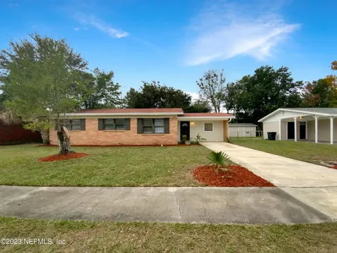 5040 Mcmanus Drive Jacksonville FL 32210