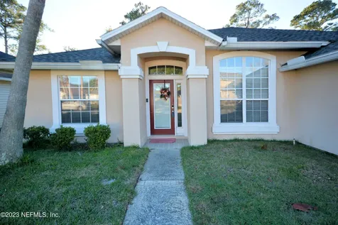 4216 Chelsea Harbor Drive W Jacksonville FL 32224
