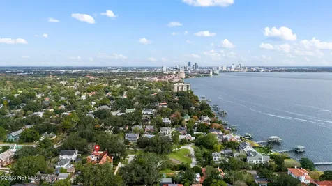 1816 Avondale Circle Jacksonville FL 32205