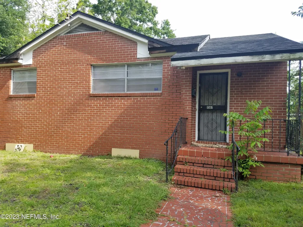 1567 W 11th Street Jacksonville FL 32209