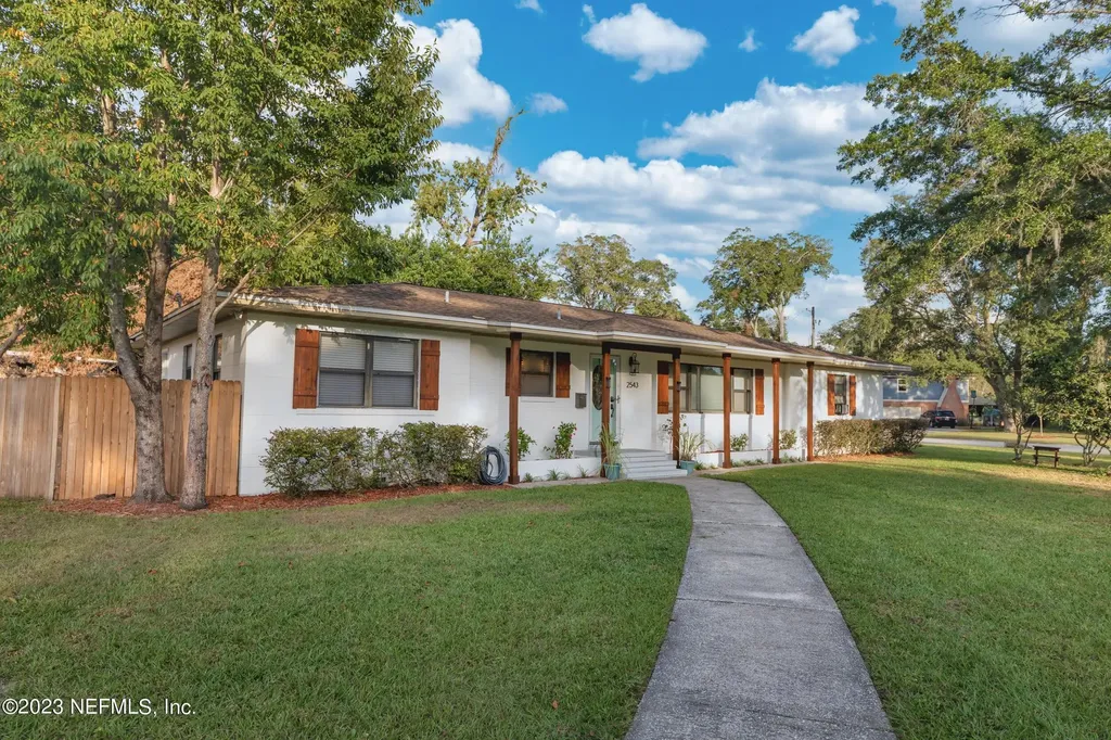 2543 Ironwood Drive Jacksonville FL 32216