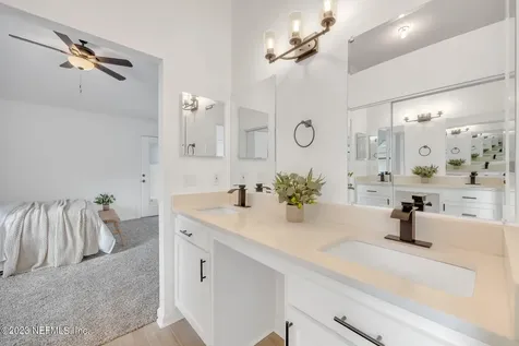 11680 Carapace Lane Jacksonville FL 32218