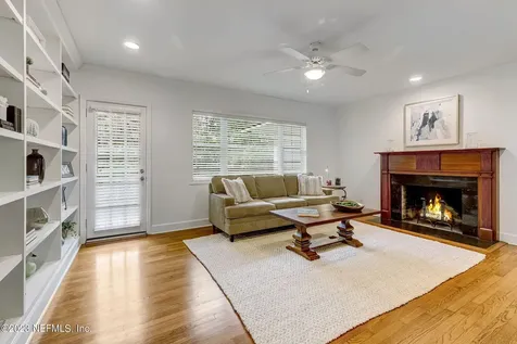 7070 Salamanca Avenue Jacksonville FL 32217