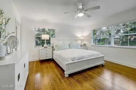 7070 Salamanca Avenue Jacksonville FL 32217