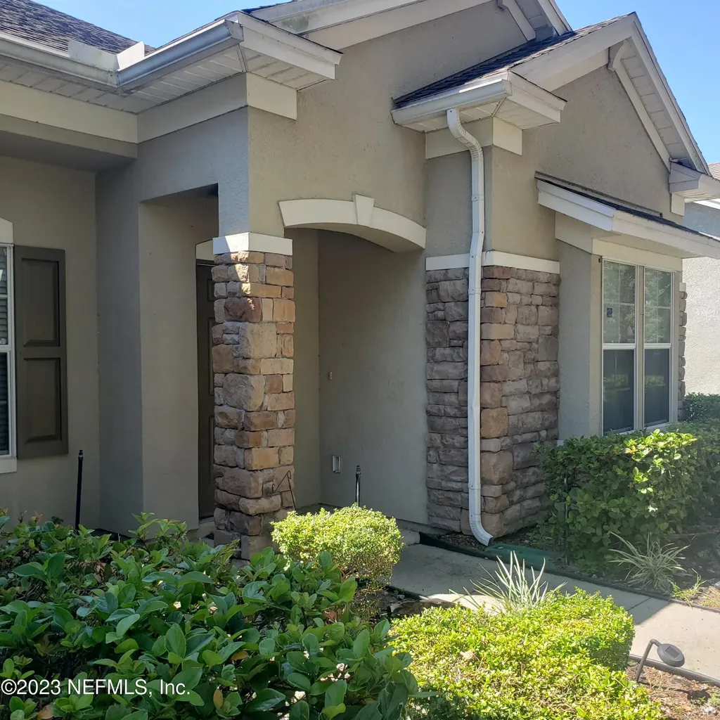 186 Pond Run Lane Jacksonville FL 32218