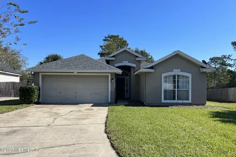2427 Creekfront Drive Green Cove Springs FL 32043