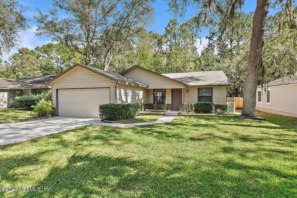 1587 Panther Ridge Court Jacksonville FL 32225