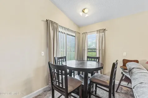 8306 Derbyshire Place Jacksonville FL 32244