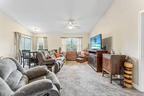 8306 Derbyshire Place Jacksonville FL 32244