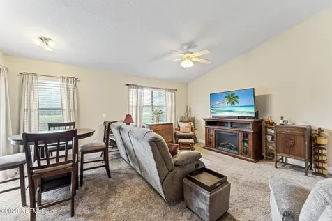 8306 Derbyshire Place Jacksonville FL 32244