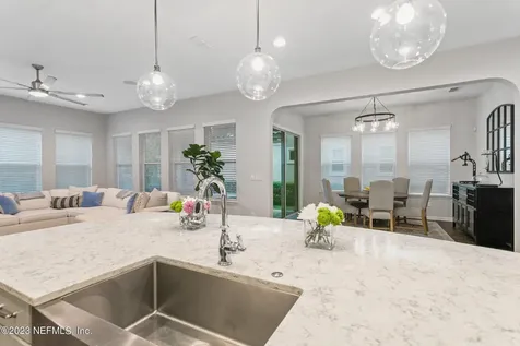2986 Montilla Drive Jacksonville FL 32246