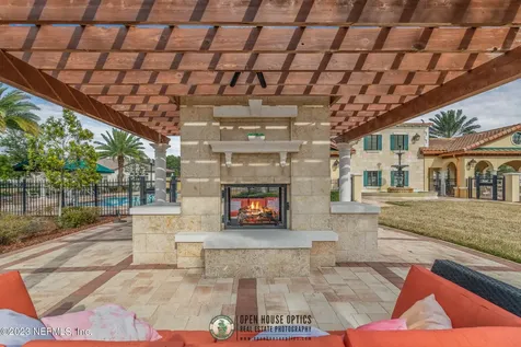 2986 Montilla Drive Jacksonville FL 32246