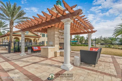 2986 Montilla Drive Jacksonville FL 32246
