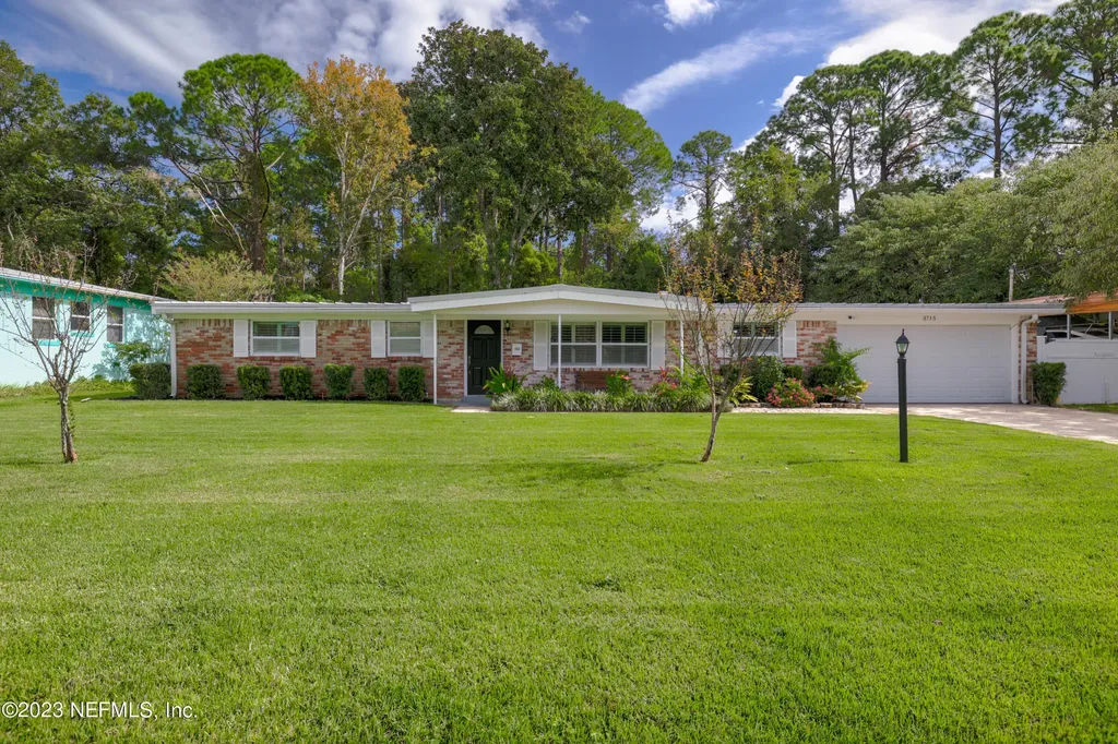 3715 Cavanaugh Drive Jacksonville FL 32277