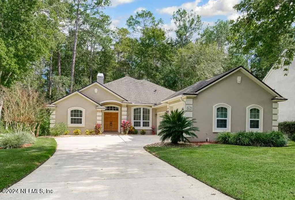 8649 Hunters Creek Drive S Jacksonville FL 32256