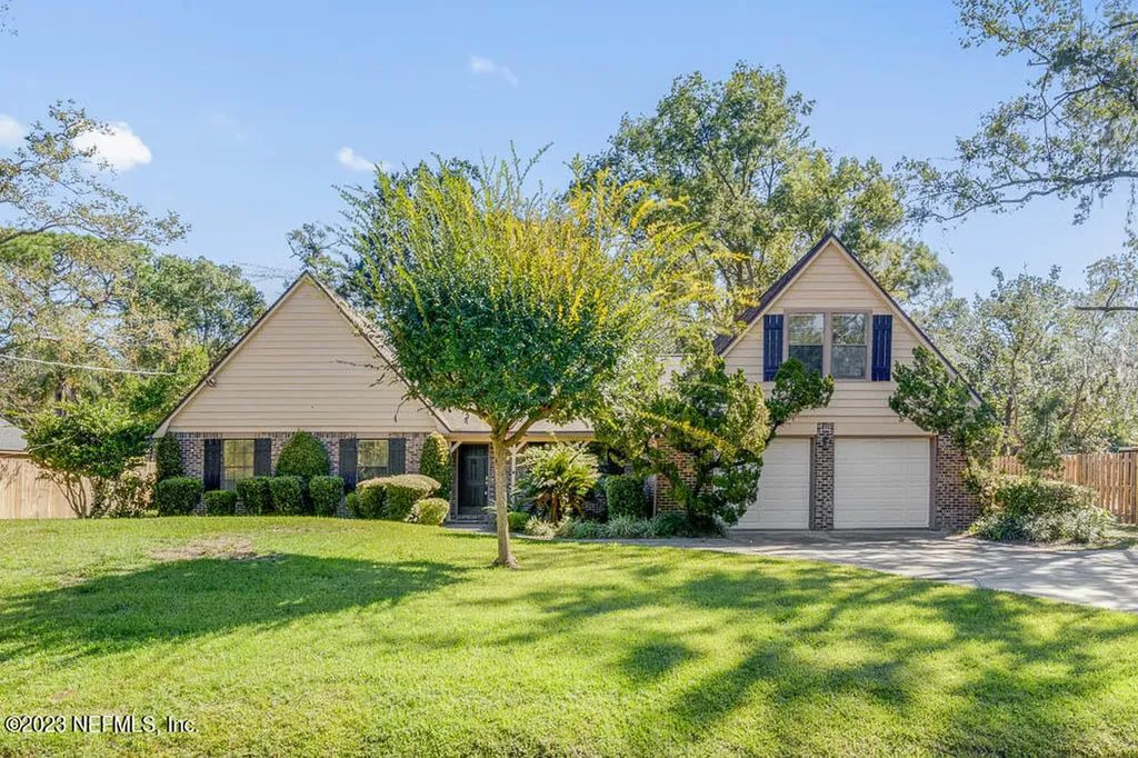 2737 Scott Circle W Jacksonville FL 32223