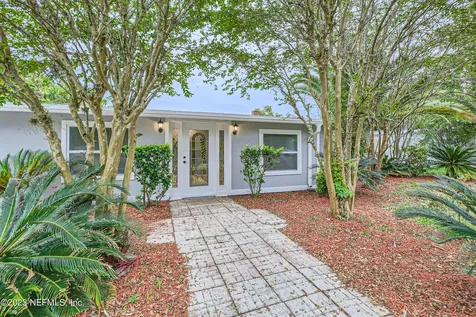 7929 Caxton Circle W Jacksonville FL 32208