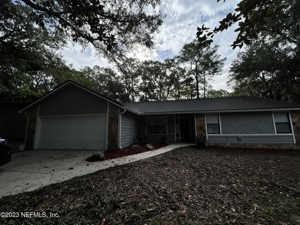 12226 Spiney Ridge Drive S Jacksonville FL 32225