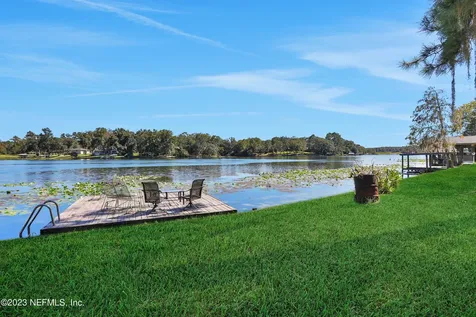 1057 Lake Asbury Drive Green Cove Springs FL 32043