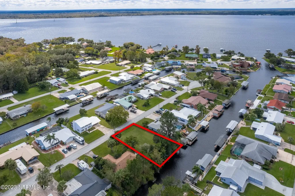 114 Orange Drive East Palatka FL 32131