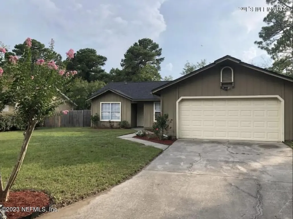 8584 Bandera Circle W Jacksonville FL 32244