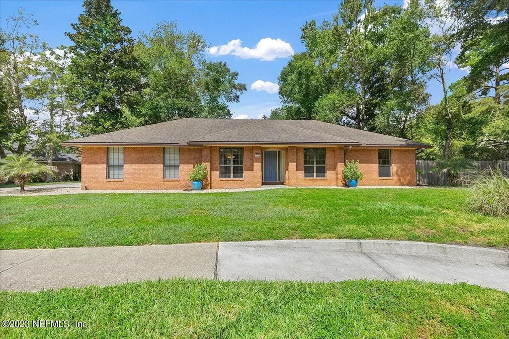 7429 Secret Woods Trail Jacksonville FL 32216