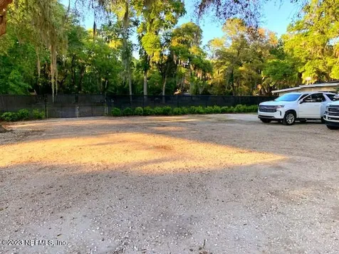 930 State Road 16 St. Augustine FL 32084