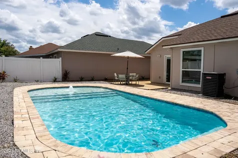 297 Carriann Cove Trail W Jacksonville FL 32225