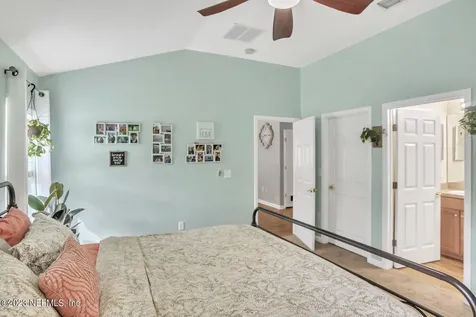 2493 Creekfront Drive Green Cove Springs FL 32043