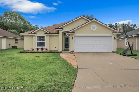 2493 Creekfront Drive Green Cove Springs FL 32043