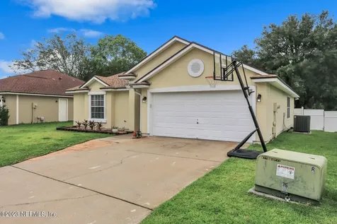 2493 Creekfront Drive Green Cove Springs FL 32043