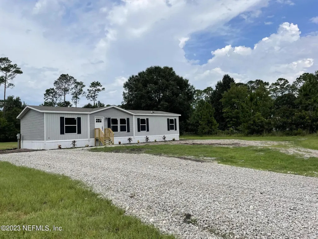 9615 Ebert Avenue Hastings FL 32145