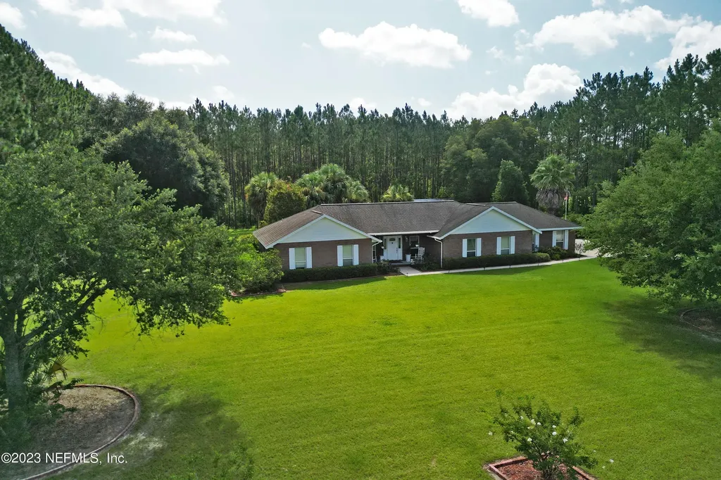 1456 SW Legion Drive Lake City FL 32024