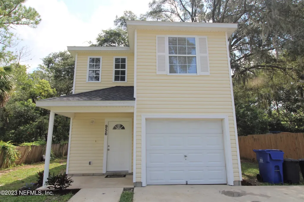 956 Hibiscus Street St. Augustine FL 32084