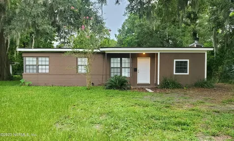 1640 Loyola Drive N Jacksonville FL 32218