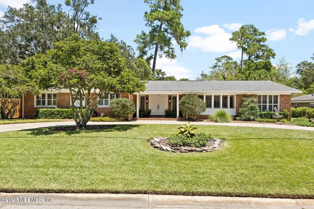 2475 Segovia Avenue Jacksonville FL 32217