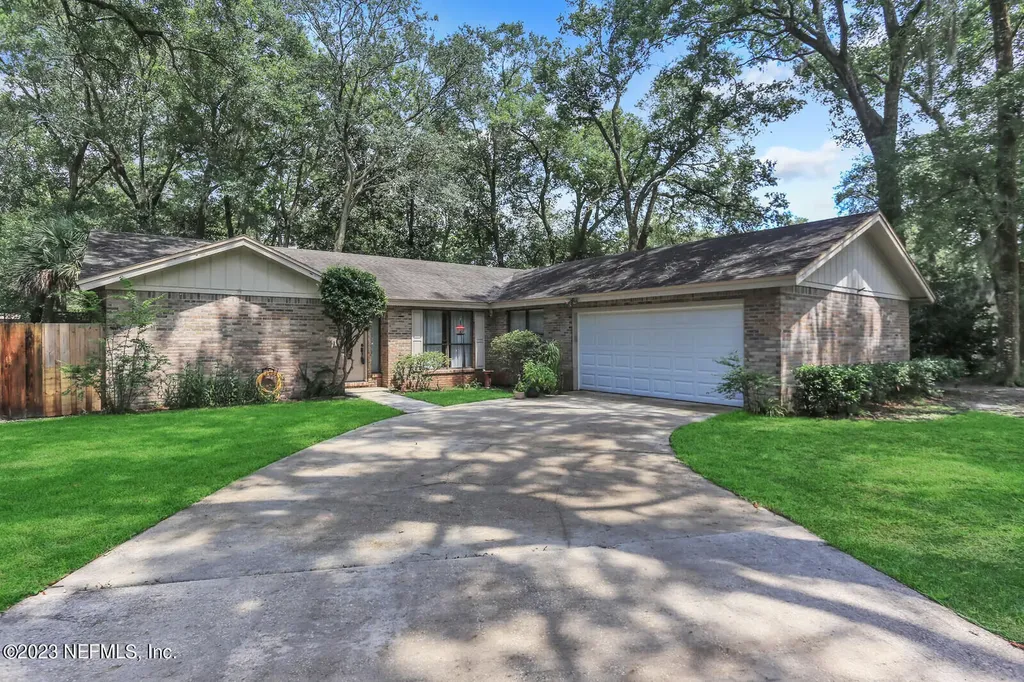 329 Tarrasa Drive Jacksonville FL 32225