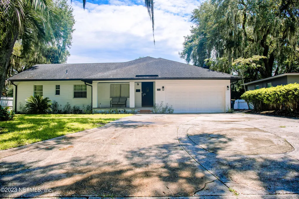 5766 Cedar Oaks Drive Jacksonville FL 32210